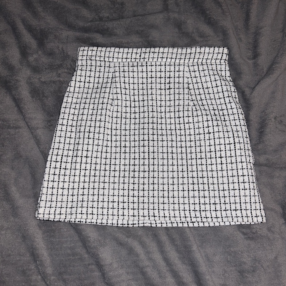 Shein slightly above the knee skirt medium